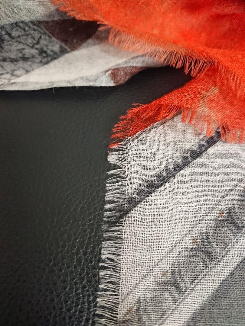 ファリエロ サルティ　Faliero Sarti　ストール　エルミタージュ美術館