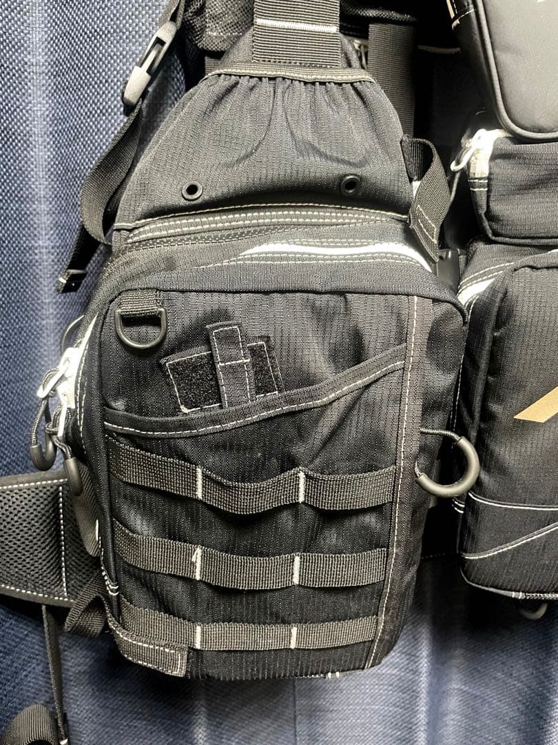 美品 Daiwa フローティングジャケット DF-6109 フィッシングベスト