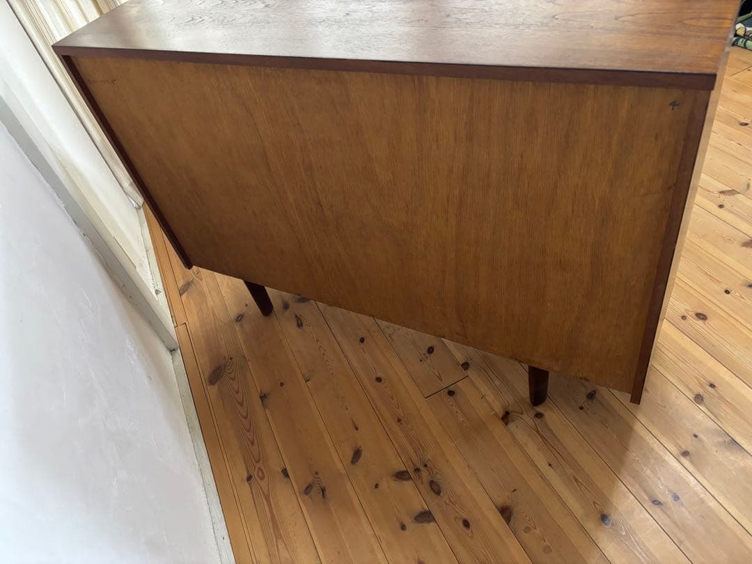 北欧ヴィンテージ　AVALON/アヴァロン　ガラスキャビネット