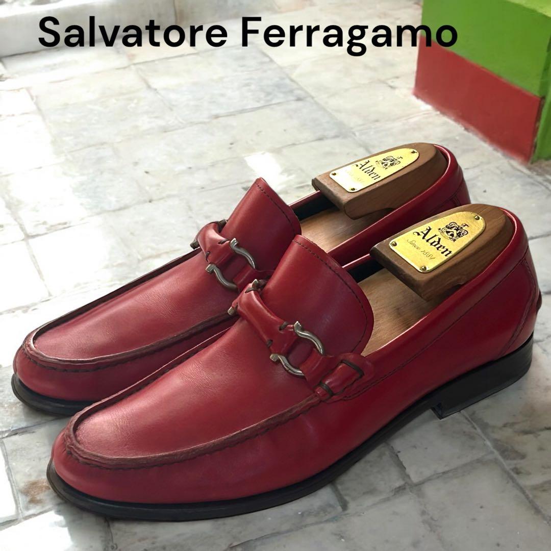 美品 希少カラーフェラガモ ガンチーニローファー レッド 25.5cm