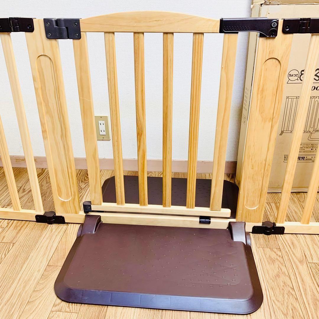 日本育児 おくだけドアーズWoody Lサイズ 木製 自立式 ベビーゲート