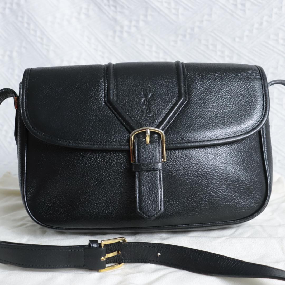 【専用】イヴサンローラン　YSLレザーショルダーバッグ　ブラック