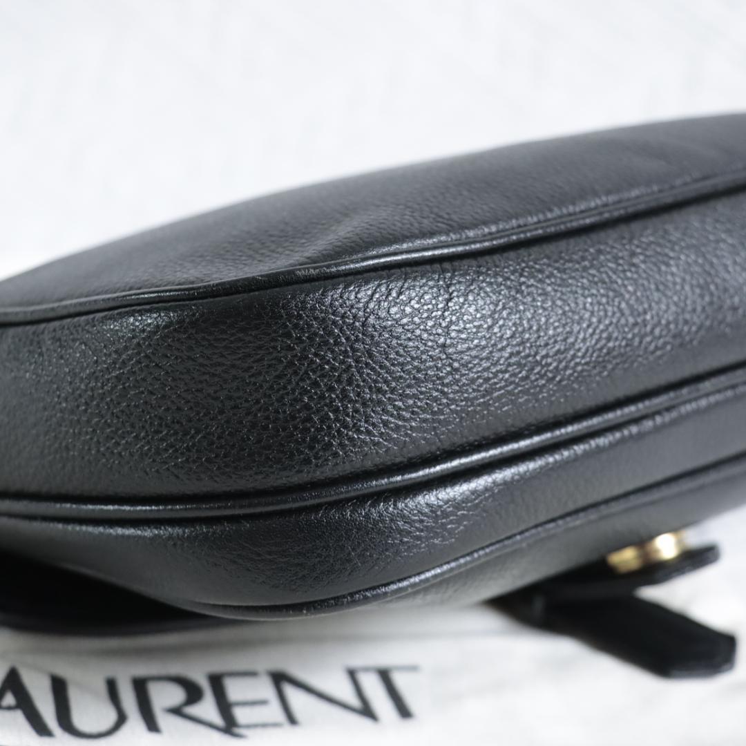 【専用】イヴサンローラン　YSLレザーショルダーバッグ　ブラック