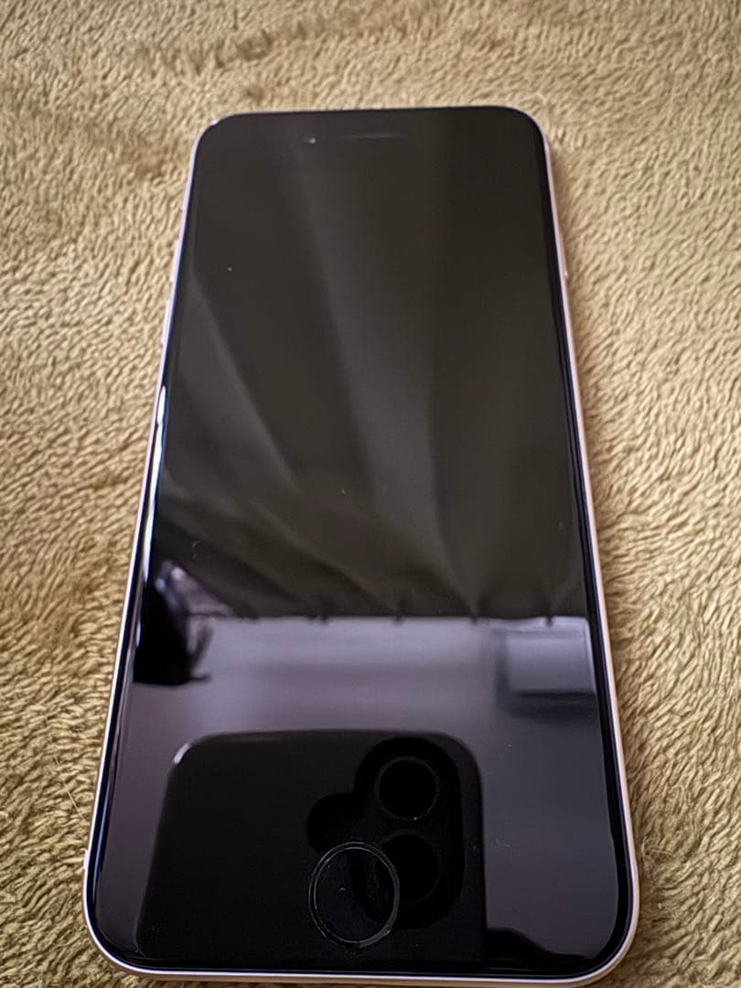 iPhone SE (第3世代) スターライト 128GB