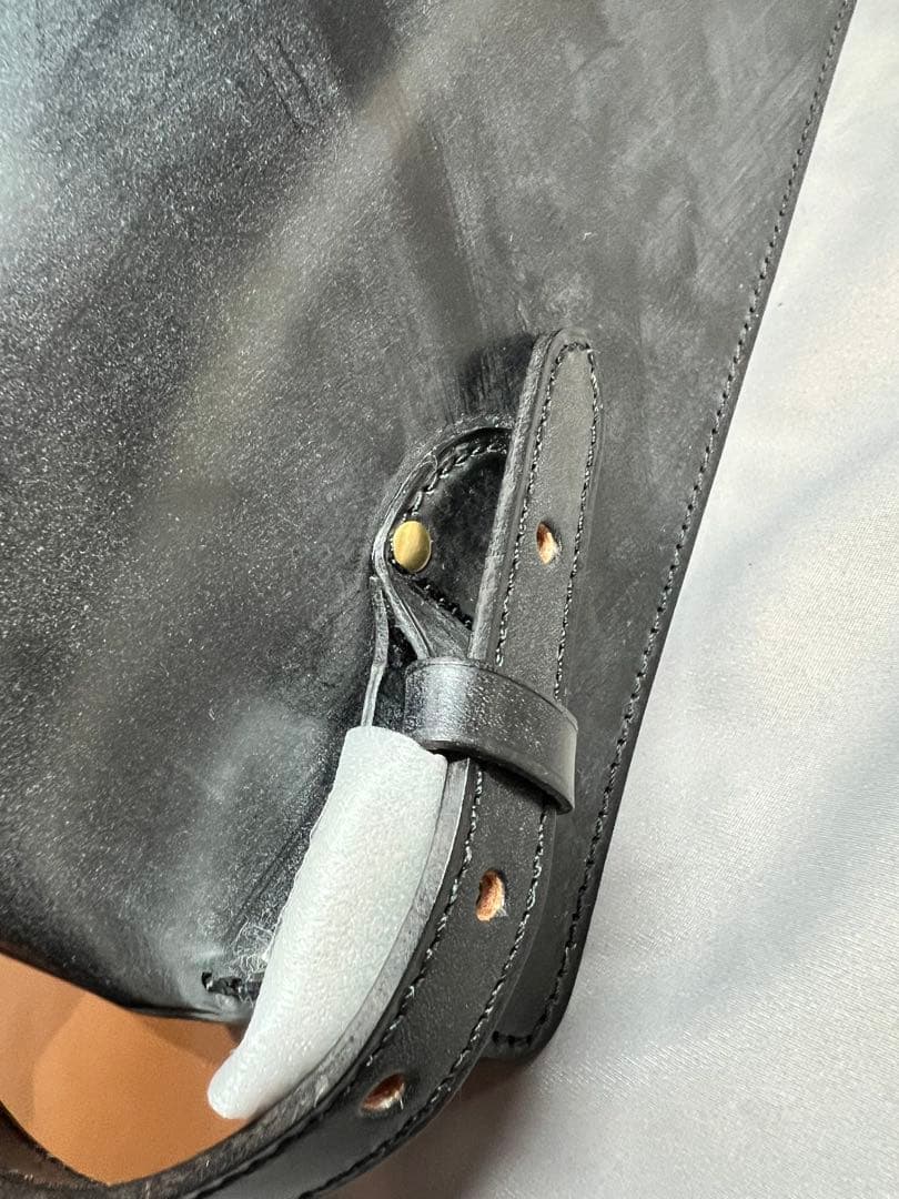 【未使用品】ganzo 黒レザークラッチバック