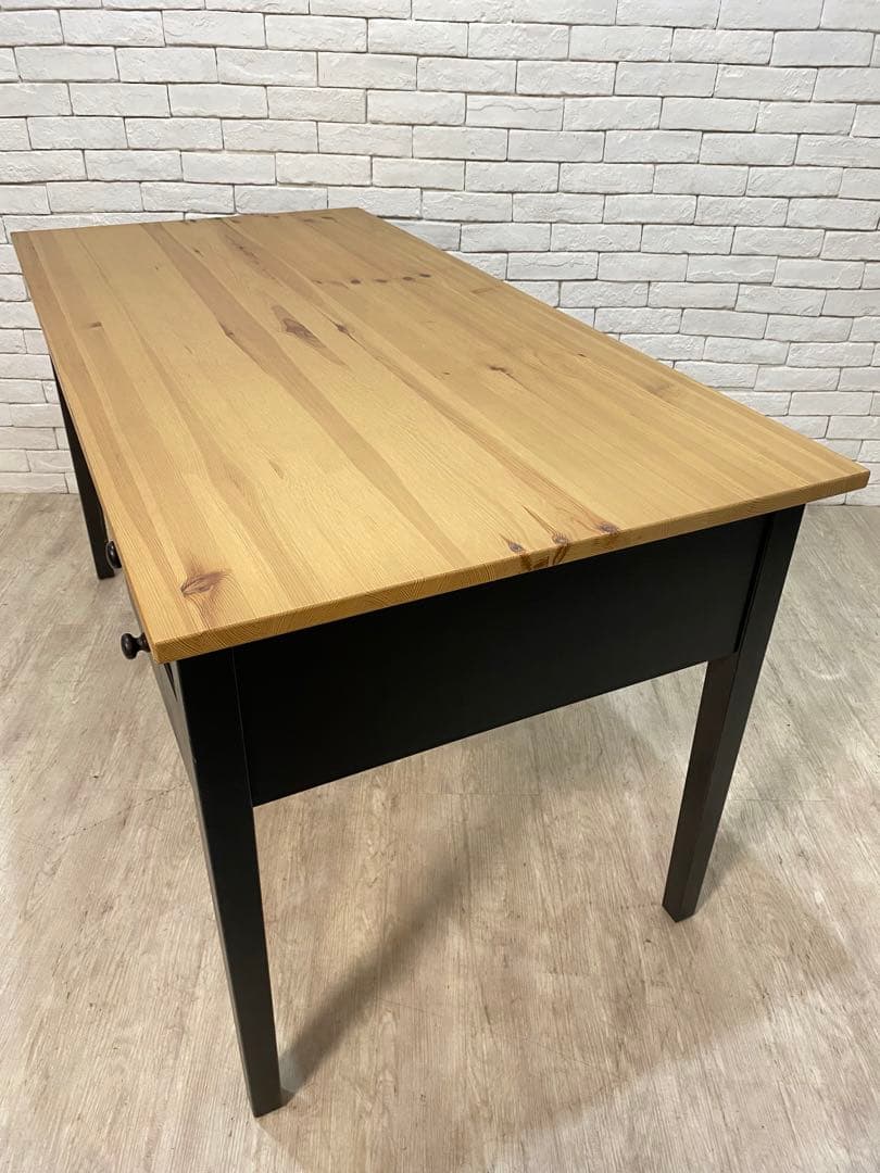 【東京都23区配送無料】定価4万円　イケア　デスク　140cm 書斎　勉強　机