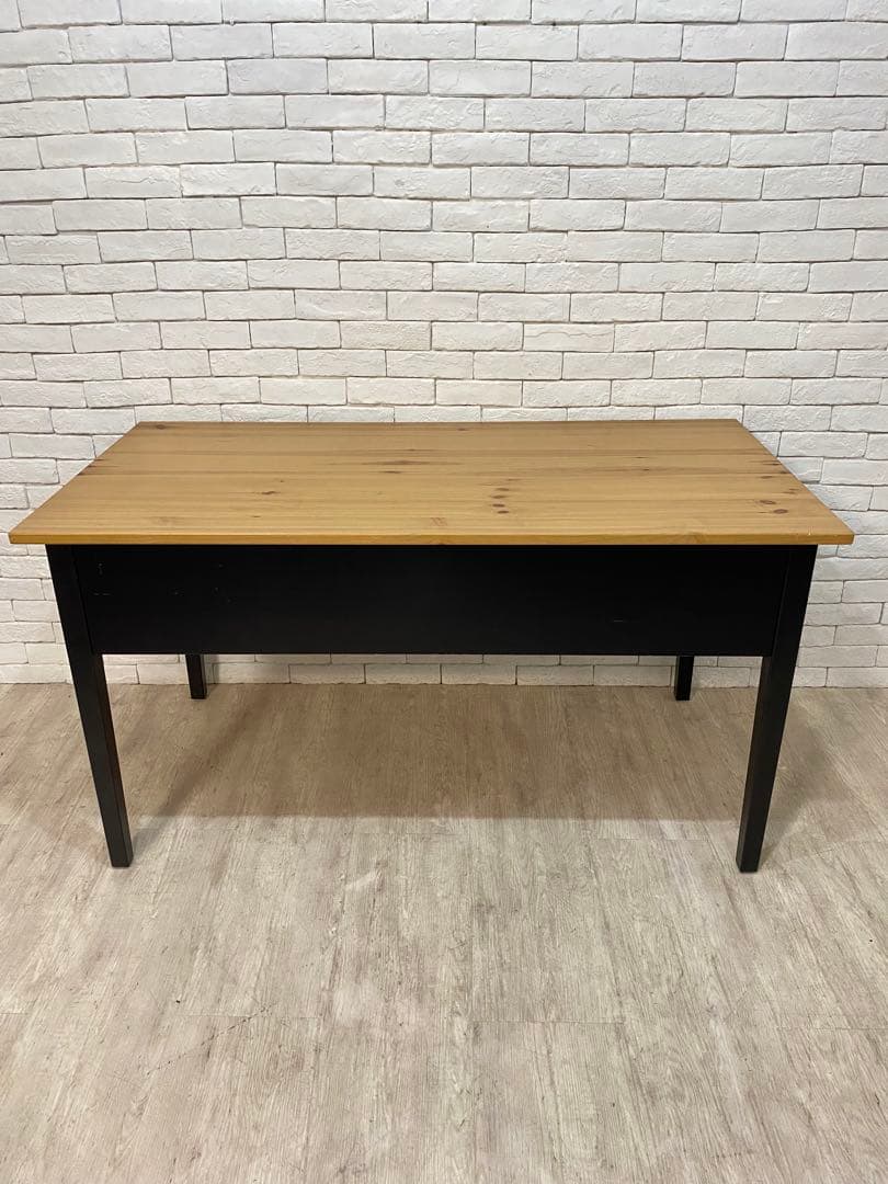 【東京都23区配送無料】定価4万円　イケア　デスク　140cm 書斎　勉強　机
