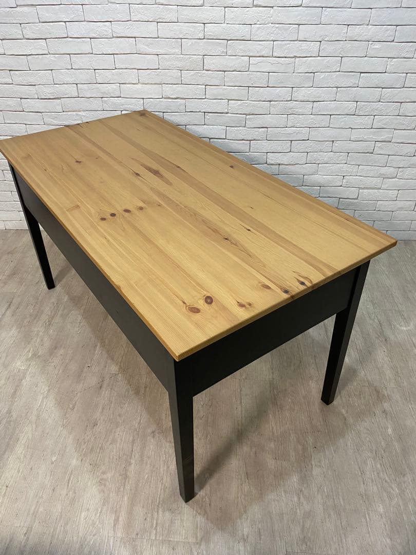 【東京都23区配送無料】定価4万円　イケア　デスク　140cm 書斎　勉強　机