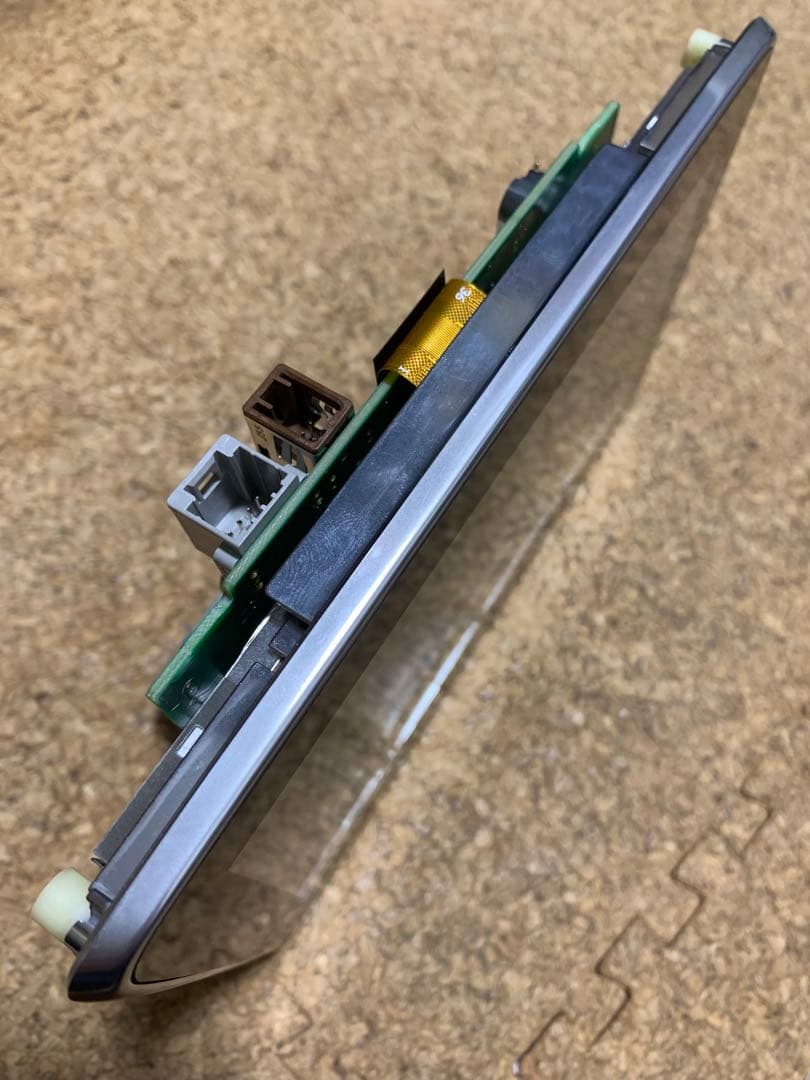 め*ね様 【液晶面交換】送料無料 マツダコネクト ナビ モニター ディスプレイ