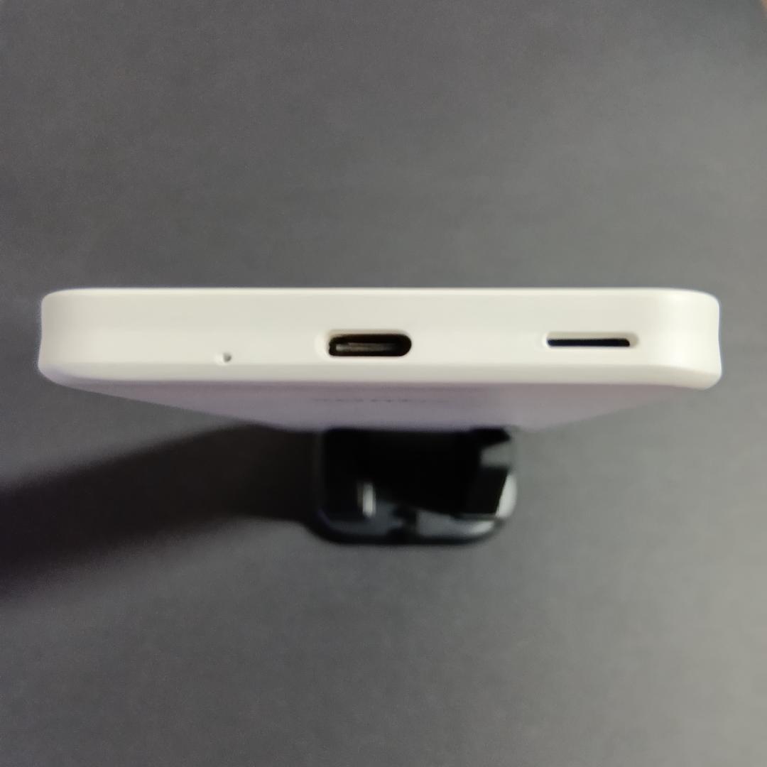 SIMフリー AQUOS wish3 SH-M25 64GB ホワイト