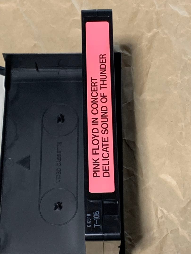 ピンク・フロイド　光　PERFECT LIVE 中古VHSビデオ