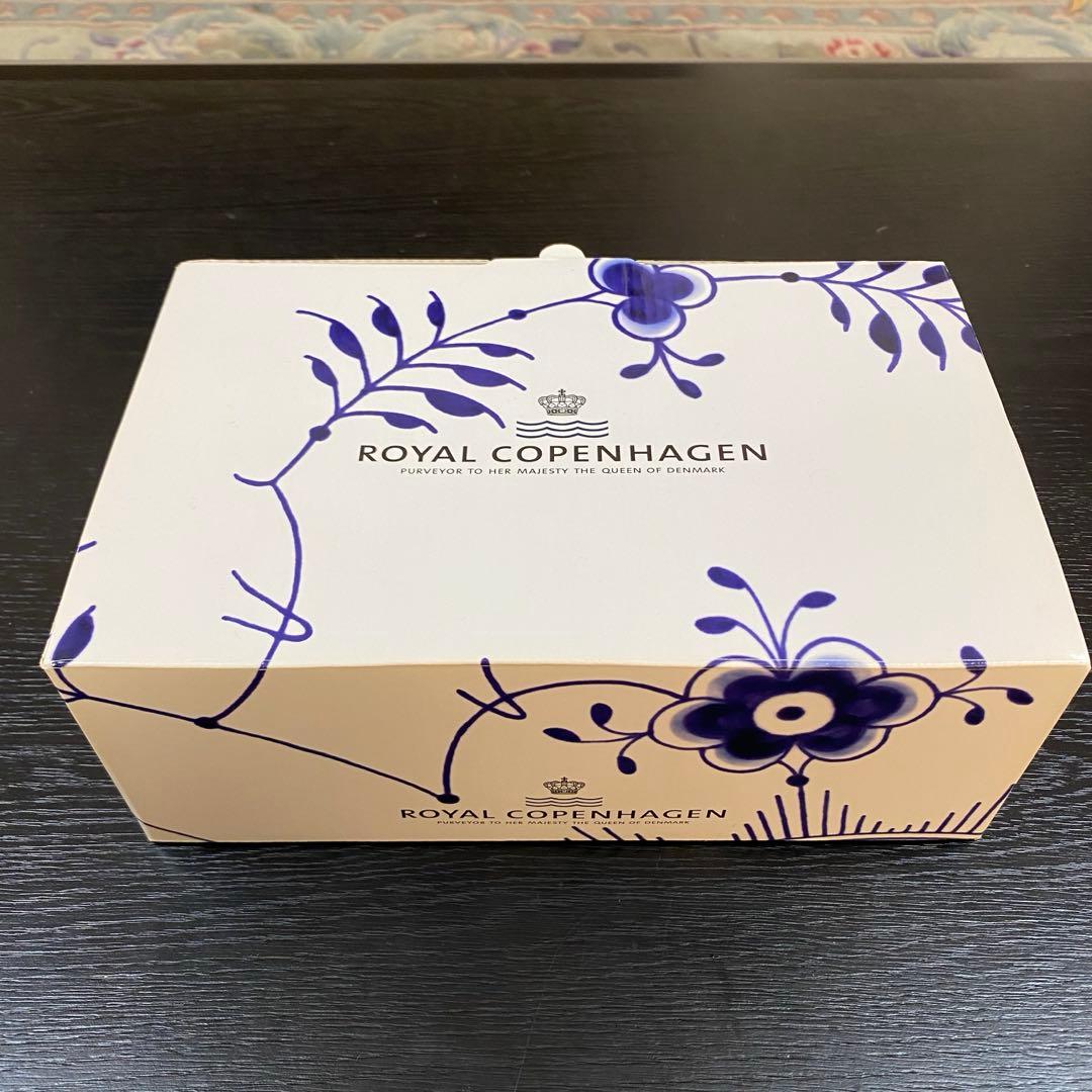   ブルーフルーテッドメガ　ソースボート　新品