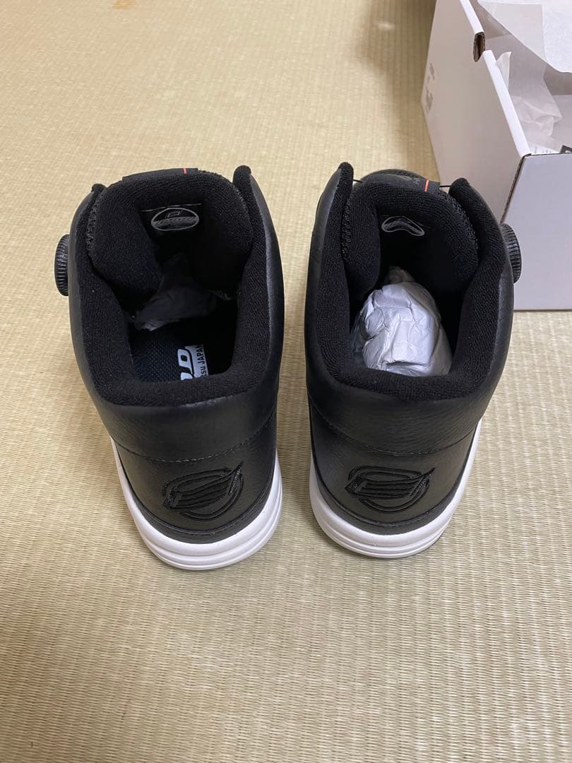 【新品未使用】HYOD RIDEシューズ 25.5cm