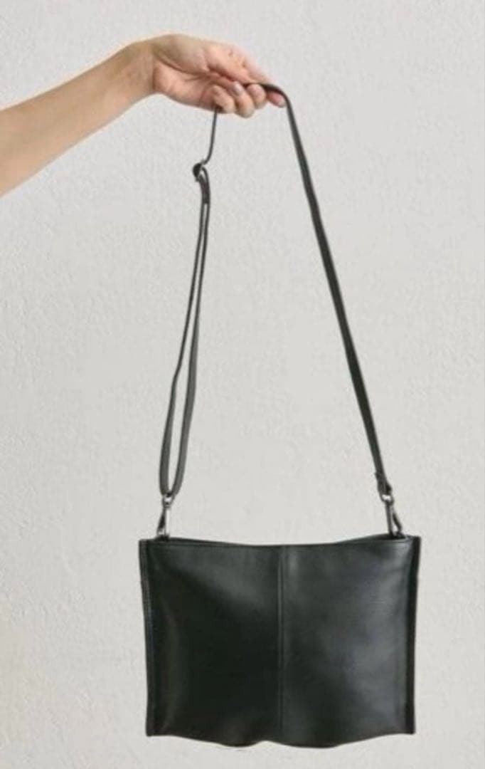 【新品未使用】ear PAPILLONNER 福袋 レザーショルダーバッグ