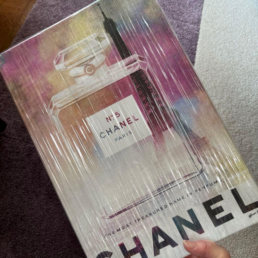 Oliver Gal オリバー・ガル　キャンバス