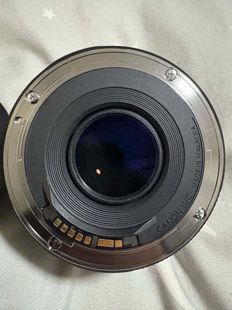 Canon EF 50mm f/1.8 STM レンズ　中古美品　レンズカバー付