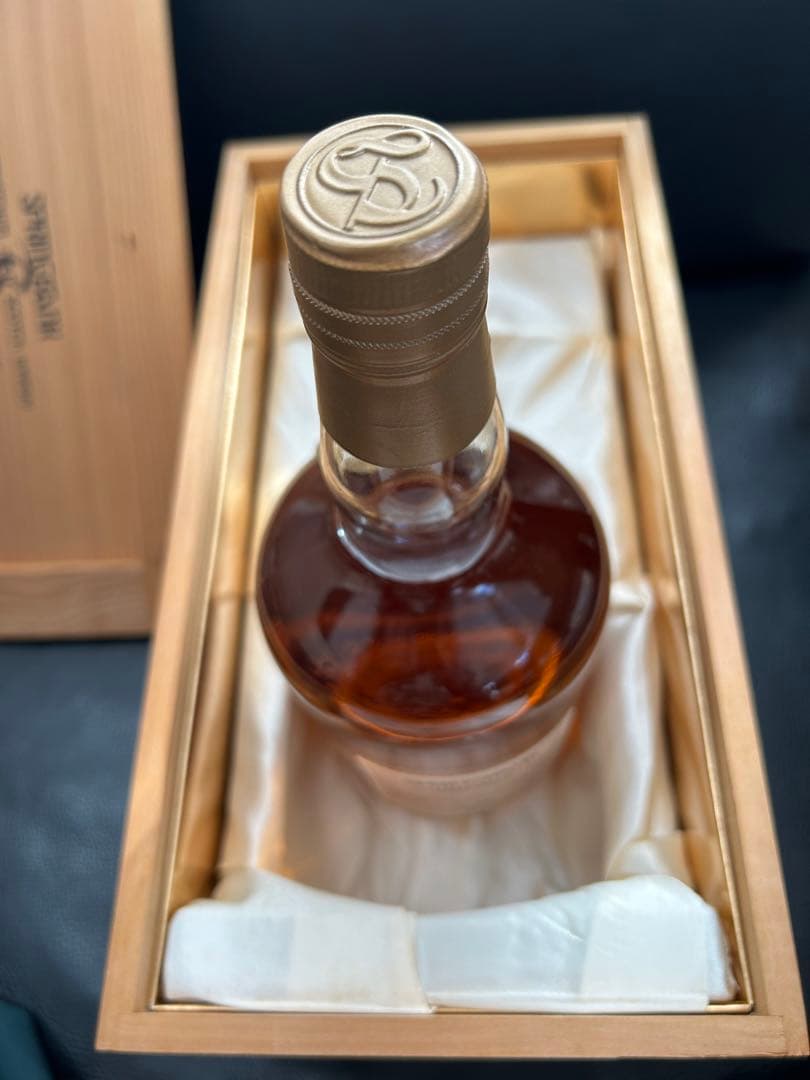 スプリングバング10年　750ml 木箱入り