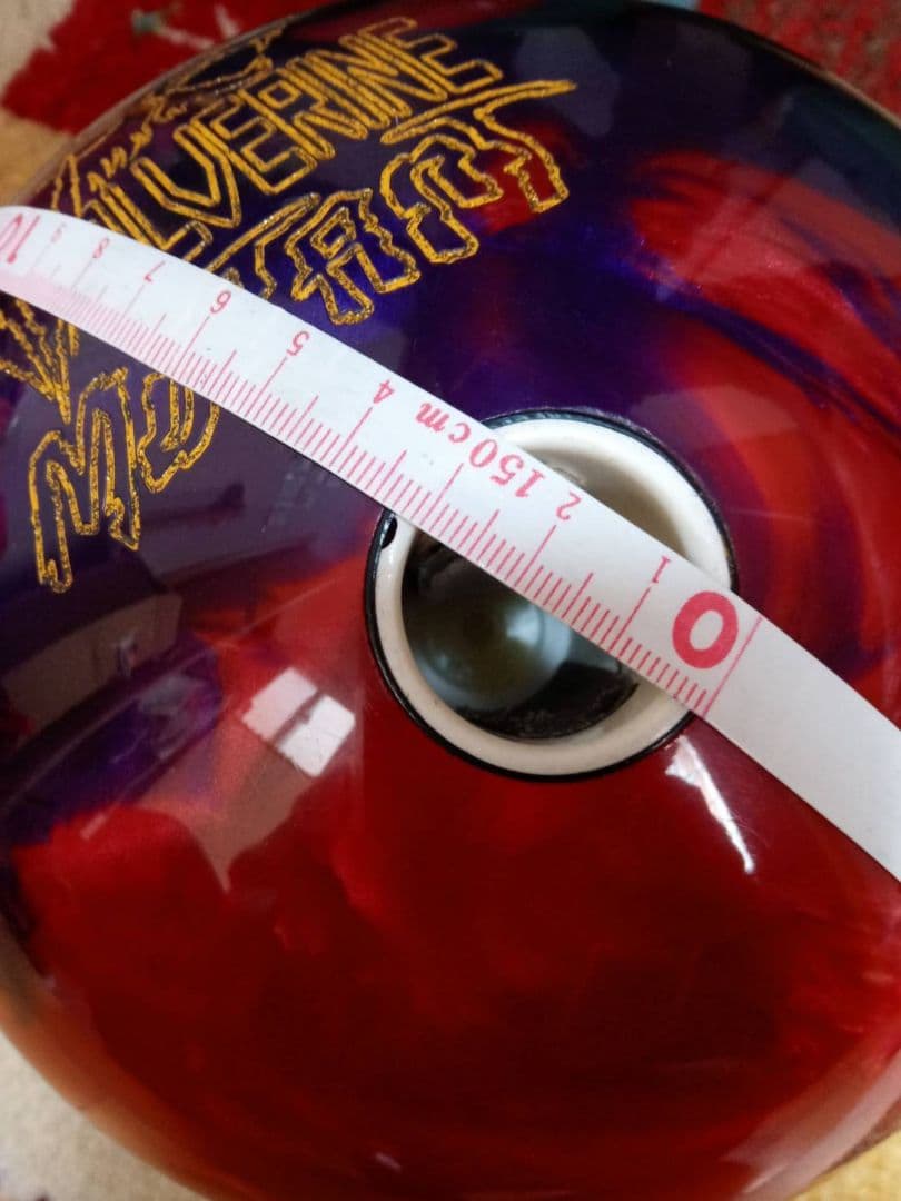 900 GLOBAL WOLVERINE STAR ボウリングボール15P