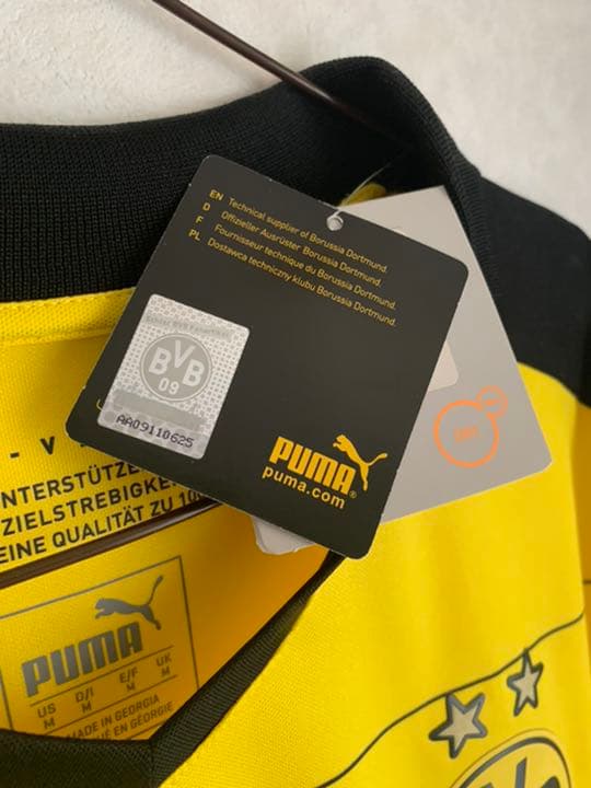 香川真司選手 直筆サイン入りドルトムント ユニフォーム　その他サイン入りカード付