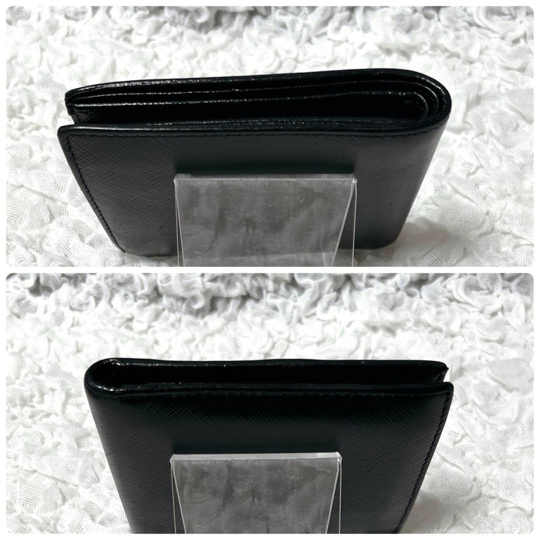 近年✨プラダ 二つ折り財布 コンパクト財布 小銭入れ付き サフィアーノレザー