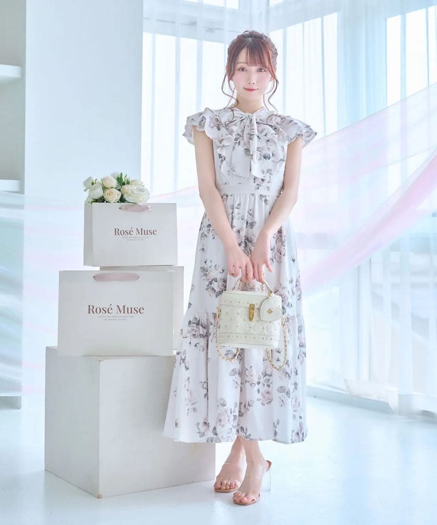 ロゼミューズ＊rose print flare dress
