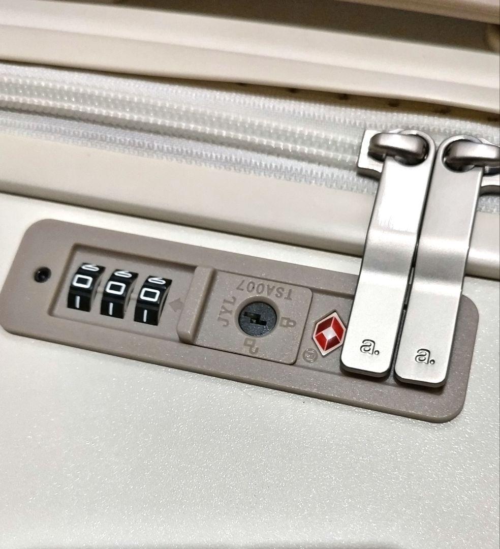 ACE　キャリーケース　スカーラ　69L　オフホワイト　TSAダイヤルロック