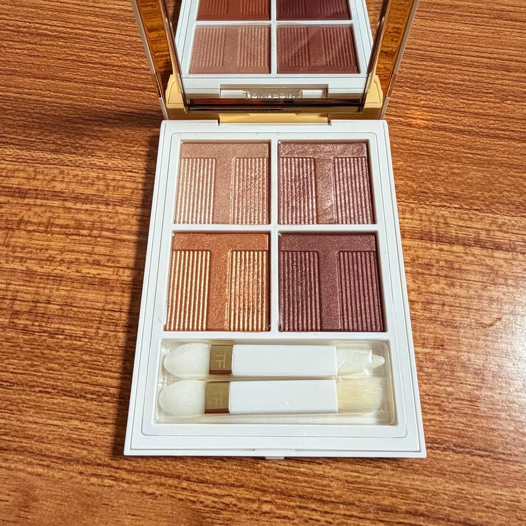 トムフォード　SOLEIL アイカラークォード ルミエール　03