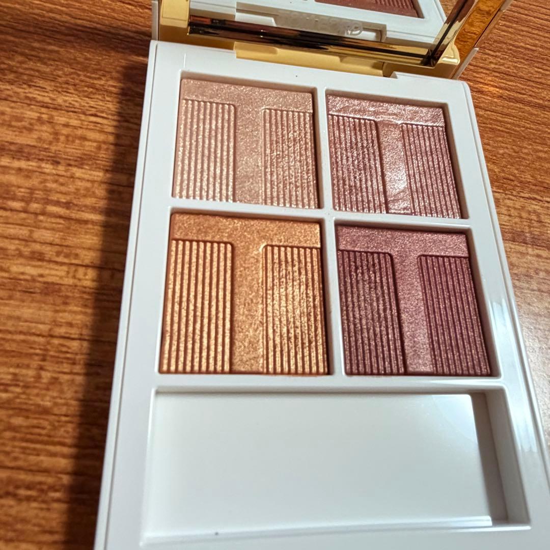 トムフォード　SOLEIL アイカラークォード ルミエール　03