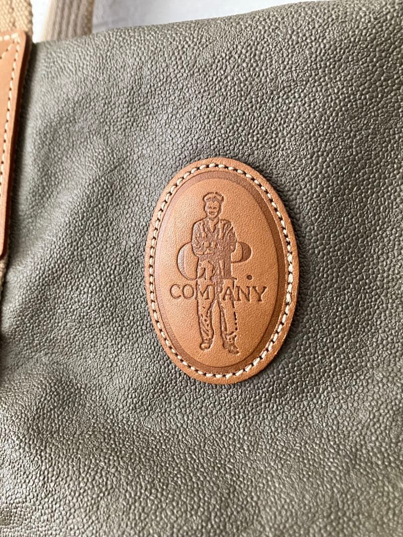 CP COMPANY ボストンバッグ&クラッチバッグ　イタリア　鞄　レザー　旅行