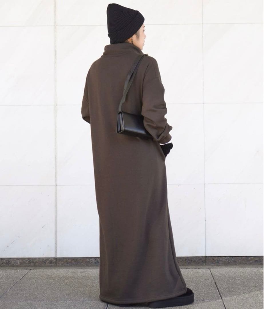 APSTUDIOウォームジップドレス ブラウン36 新品タグ付き