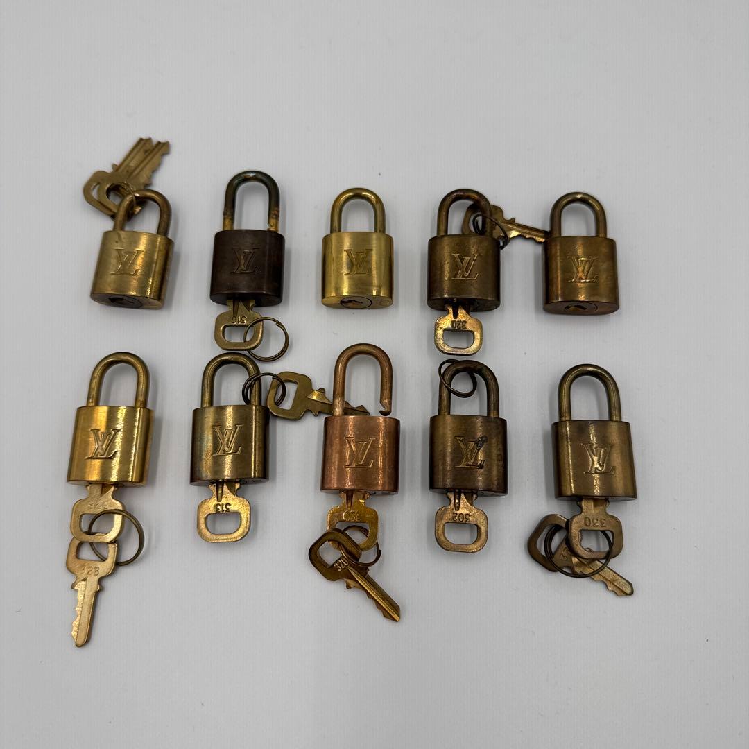 ルイヴィトン LV 鍵・カデナ・パドロック10点セット