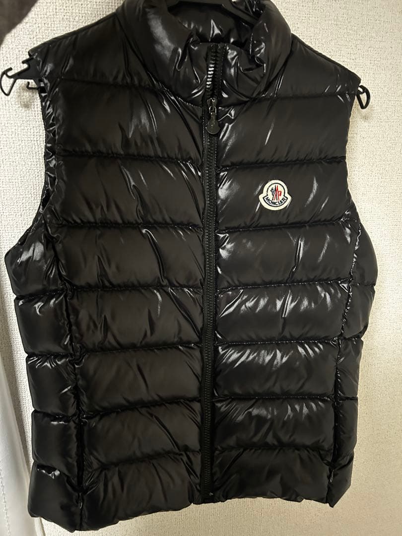 MONCLER モンクレール　キッズ　14A レディース着用可能　ダウンベスト