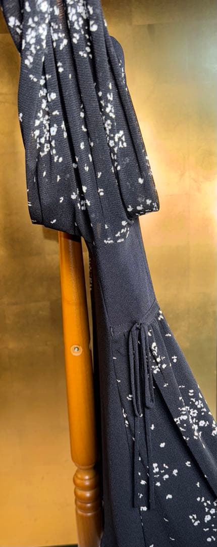 新品タグ付き【スーパービューティ】花柄長袖チュニック パールブローチ付き