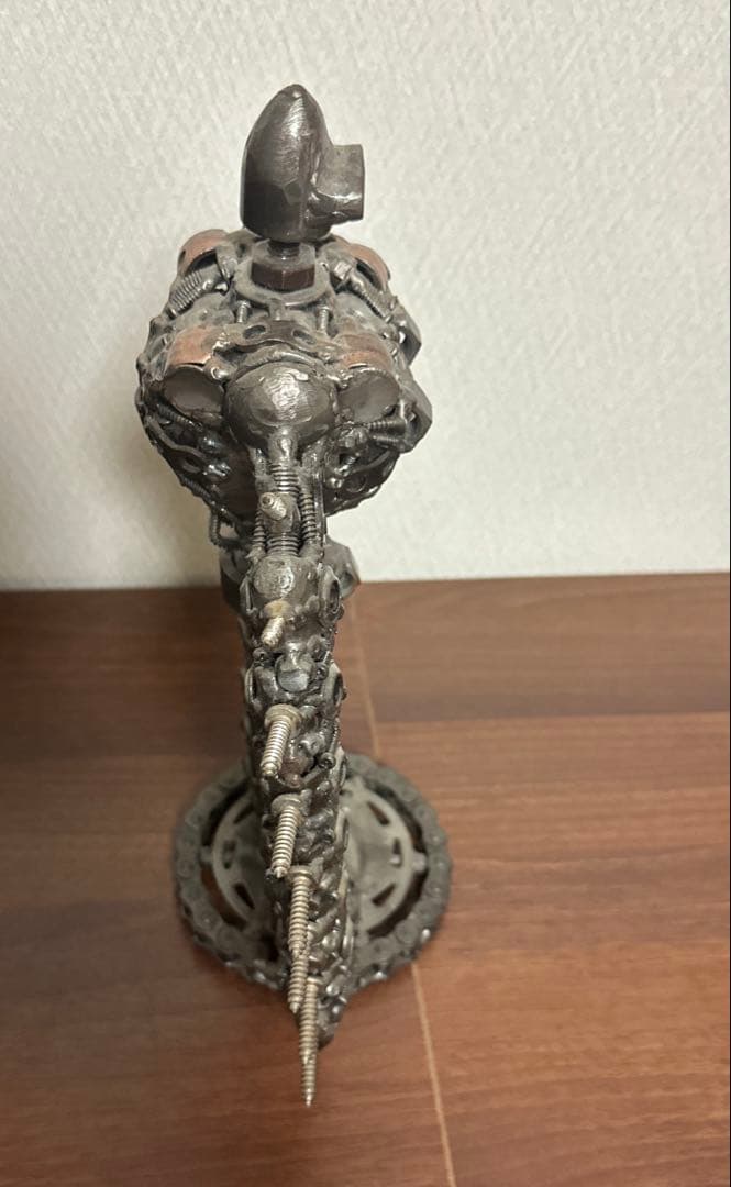 廃材アート　天空の城　ラピュタ　ロボット兵　メタルアート