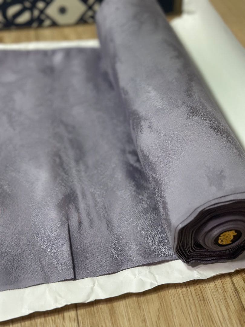 正絹 浜優　千歳織　着物 反物 未仕立て　特選　箱入り　保管品　薄紫