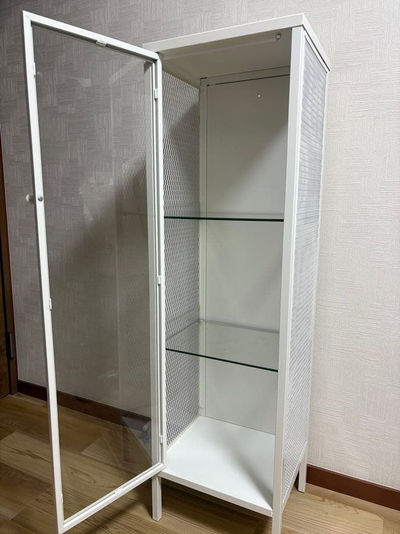 ＩＫＥＡ/BAGGEBO/バッゲボー：ガラス扉キャビネット完成品