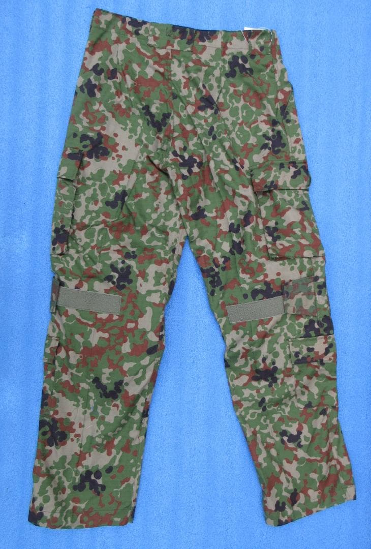 ３B陸上自衛隊迷彩服上下セット（クレイタイプニーパッド対応モデル、パッド無し）