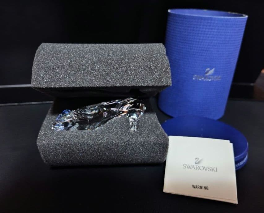 ディズニー シンデレラ ガラスの靴 スワロフスキー