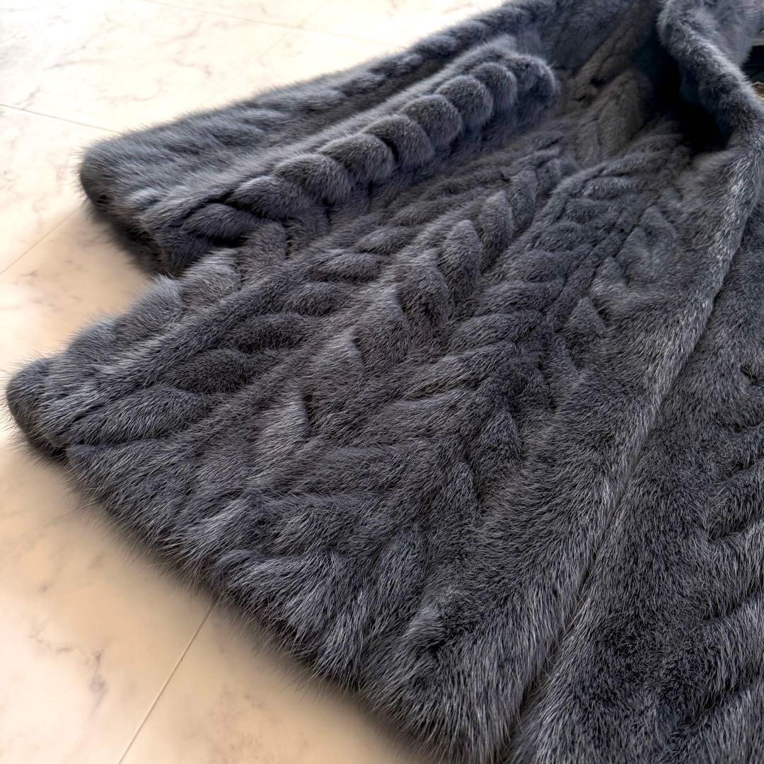 着丈82 くすみブルー 染めミンク ファーコート シェブロン模様 毛皮 軽量