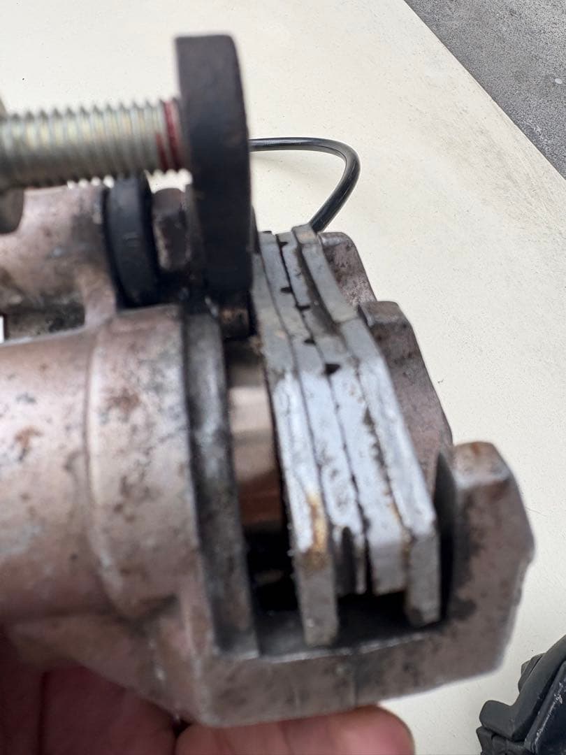 nsr50 キャリパー