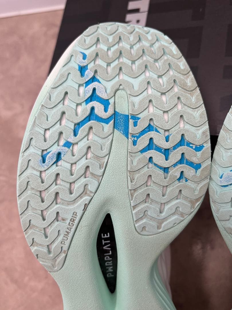 PUMA ディヴィエイトニトロエリート3 25.0