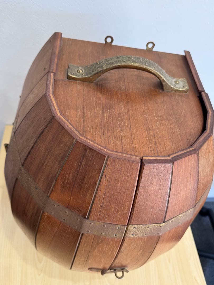 ☆ヴィンテージ 樽型　扉 観音開きウッドラック☆店舗什器☆送料込