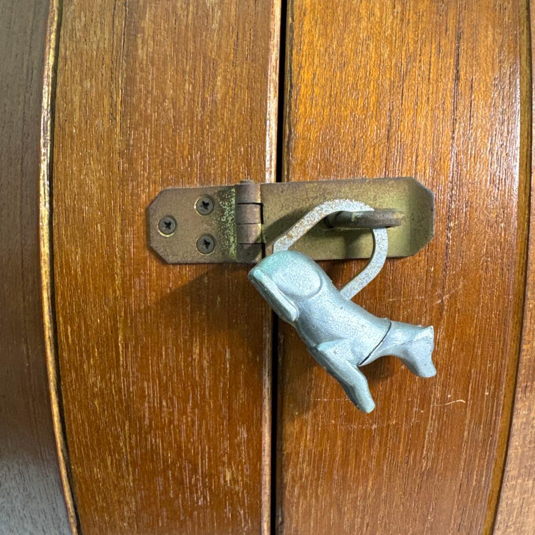 ☆ヴィンテージ 樽型　扉 観音開きウッドラック☆店舗什器☆送料込