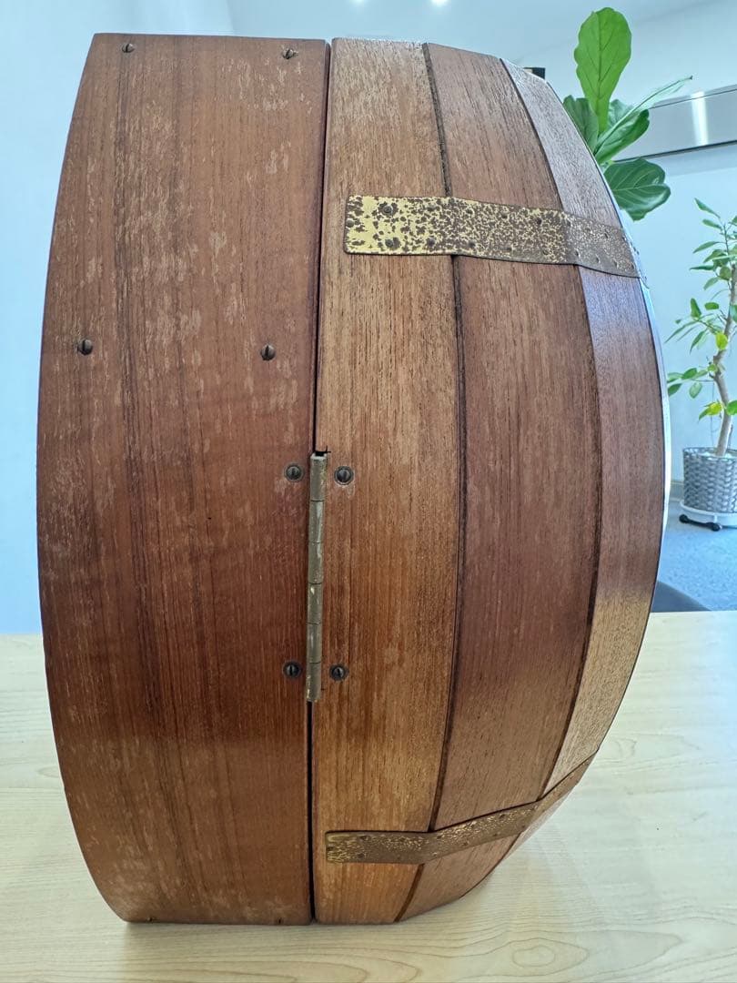 ☆ヴィンテージ 樽型　扉 観音開きウッドラック☆店舗什器☆送料込