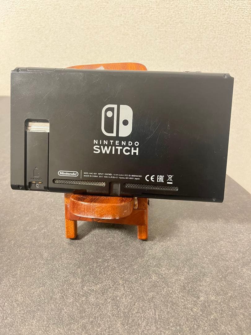 Nintendo Switch 本体 のみ2017 ジョイコンなし　値下げ可能