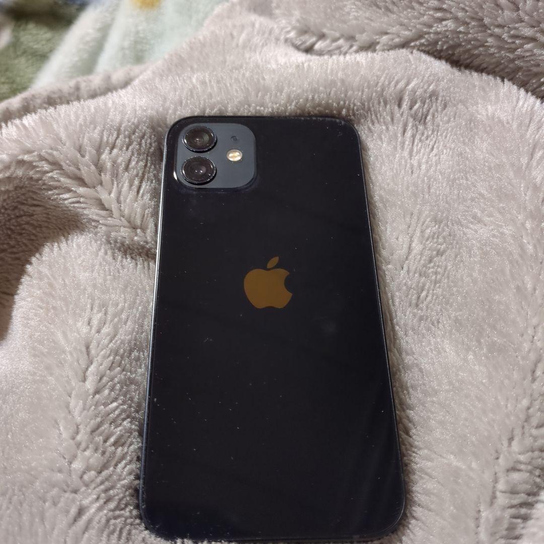 Apple iPhone 12 本体 ブラックSIMフリー