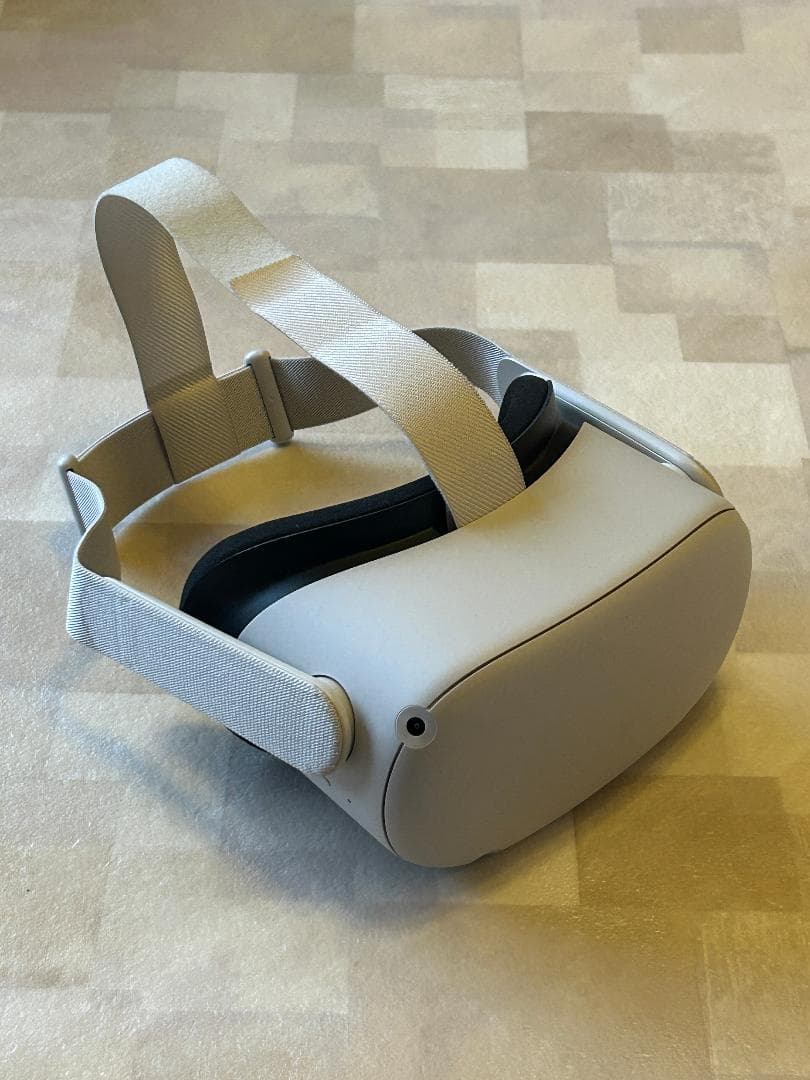  Quest 2 VRヘッドセット（動作品本体のみ）