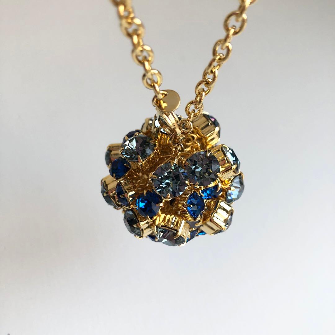 新品 A.D.M.J. スワロフスキー クリスタル ボール チャーム ゴールド