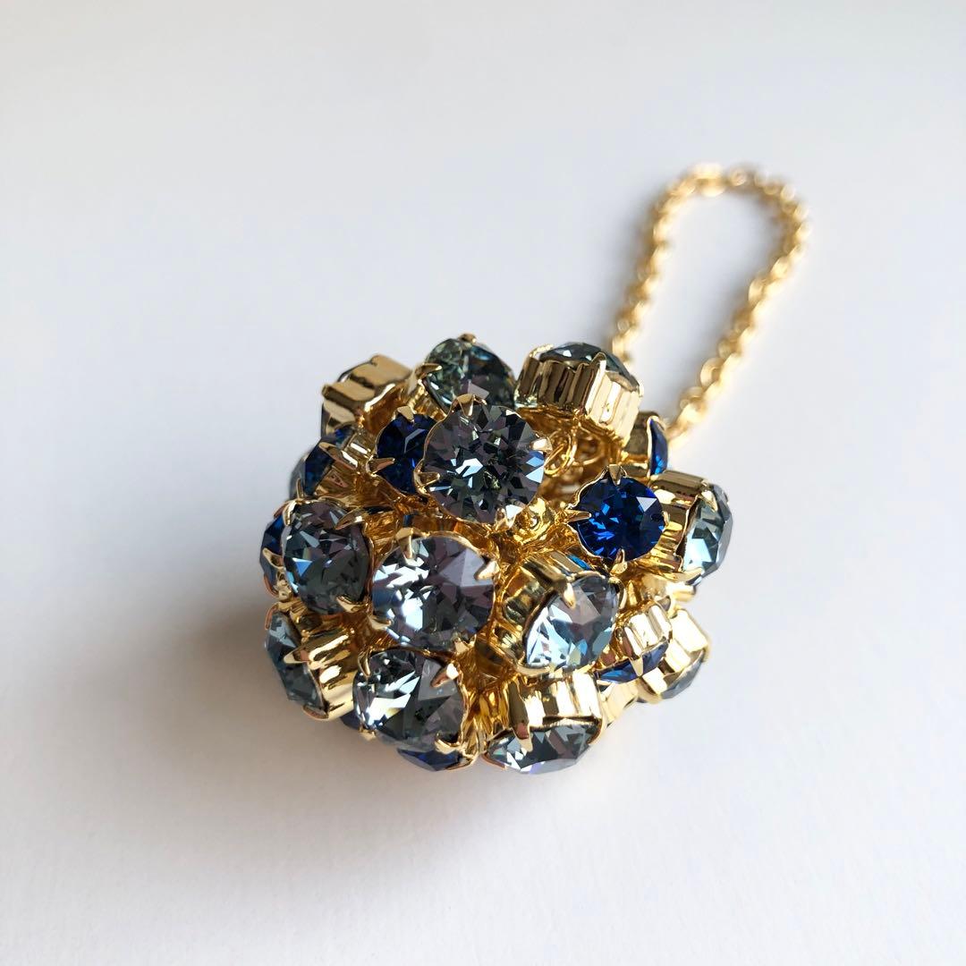 新品 A.D.M.J. スワロフスキー クリスタル ボール チャーム ゴールド