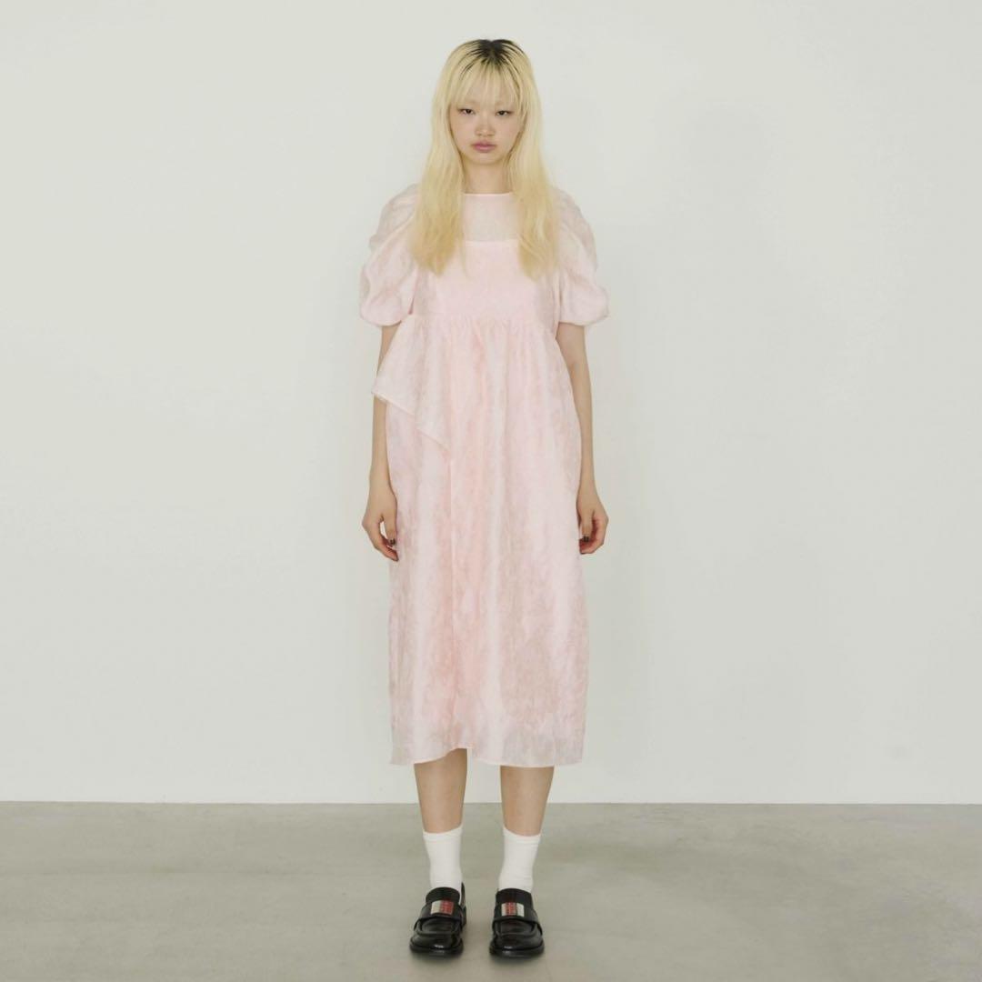 バブルスリーブジャガードドレス